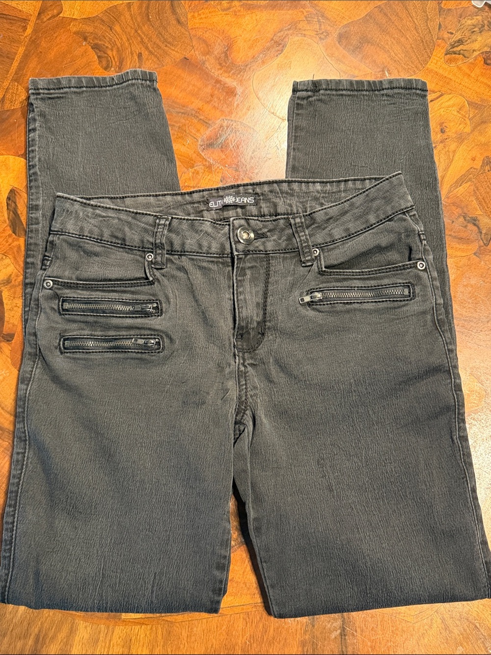Skinny Black Women's Jeans with Front Zipper Details